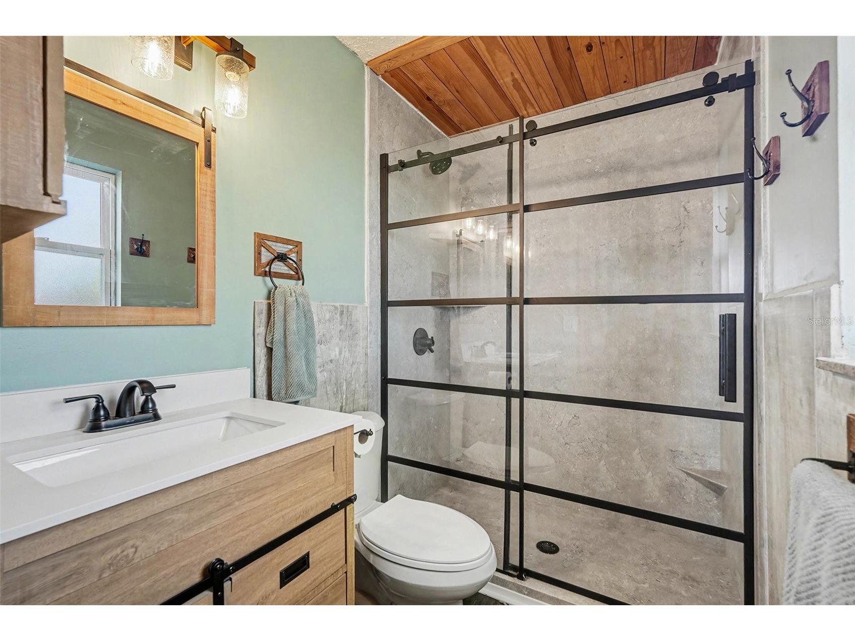 557 Flame Tree Drive Apollo Beach FL 33572 TB8463342 image16