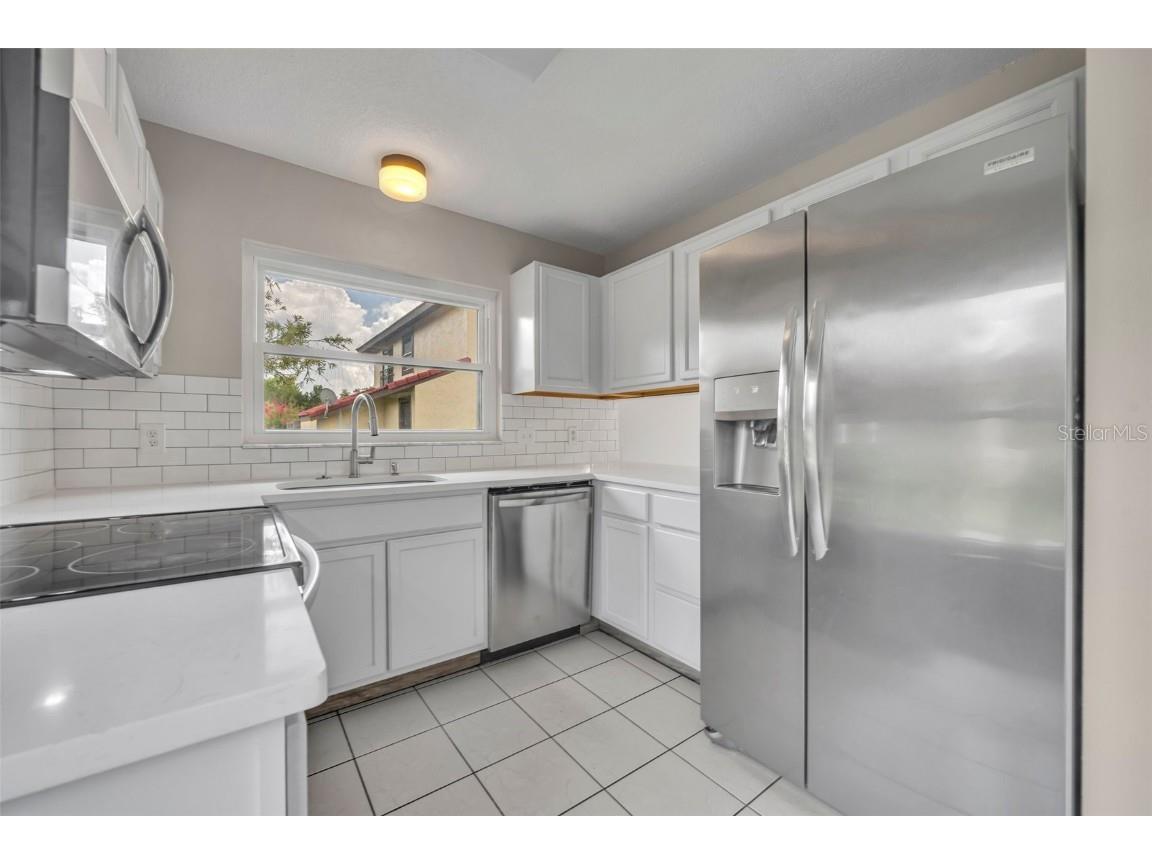 557 Hunter Circle Kissimmee FL 34758 O6320484 image16