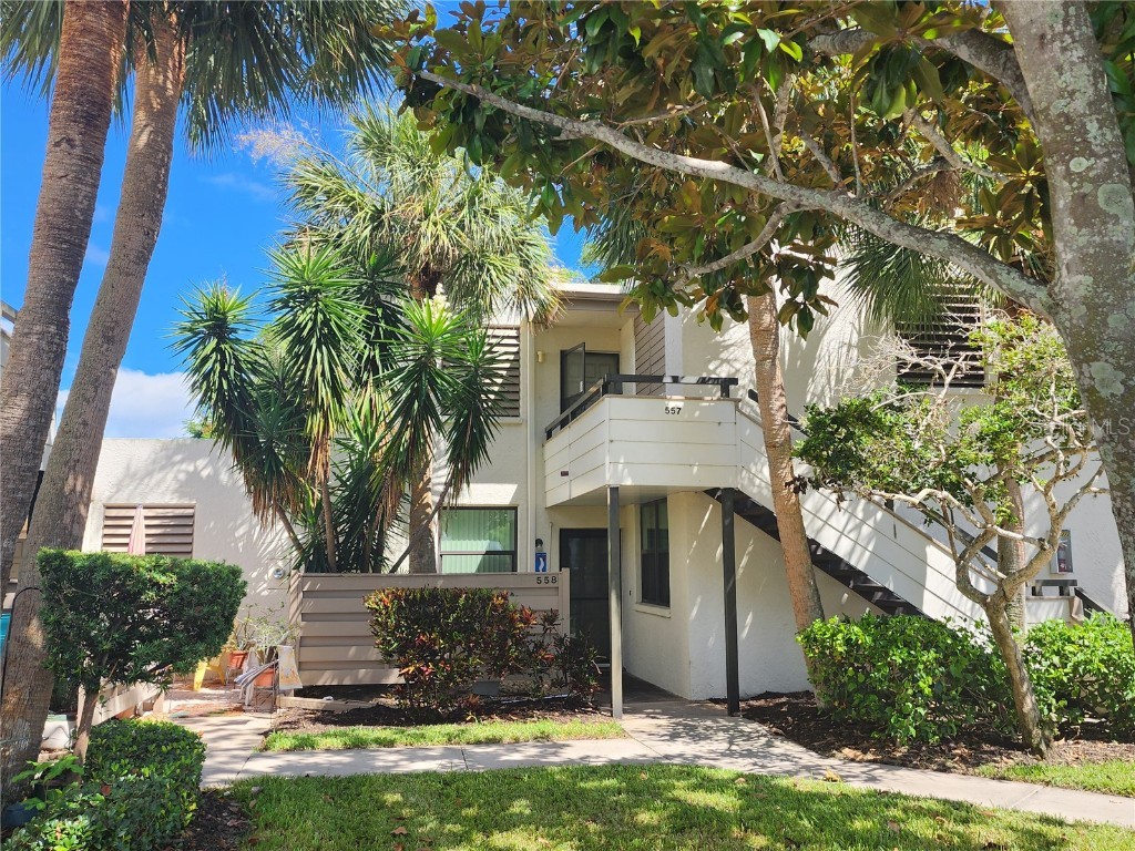 557 Lakeside Drive #557 Bradenton FL 34210 A4612857 image1