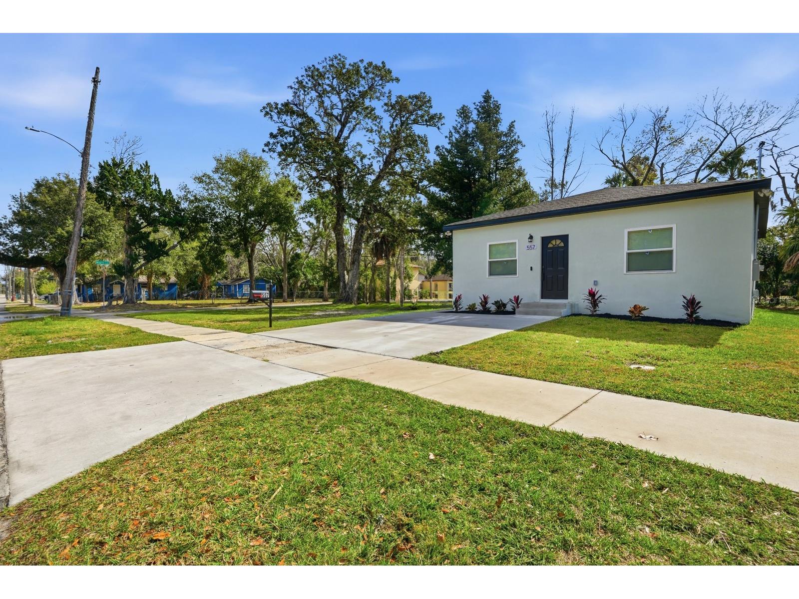 557 Live Oak Avenue Daytona Beach FL 32114 V4946343 image32
