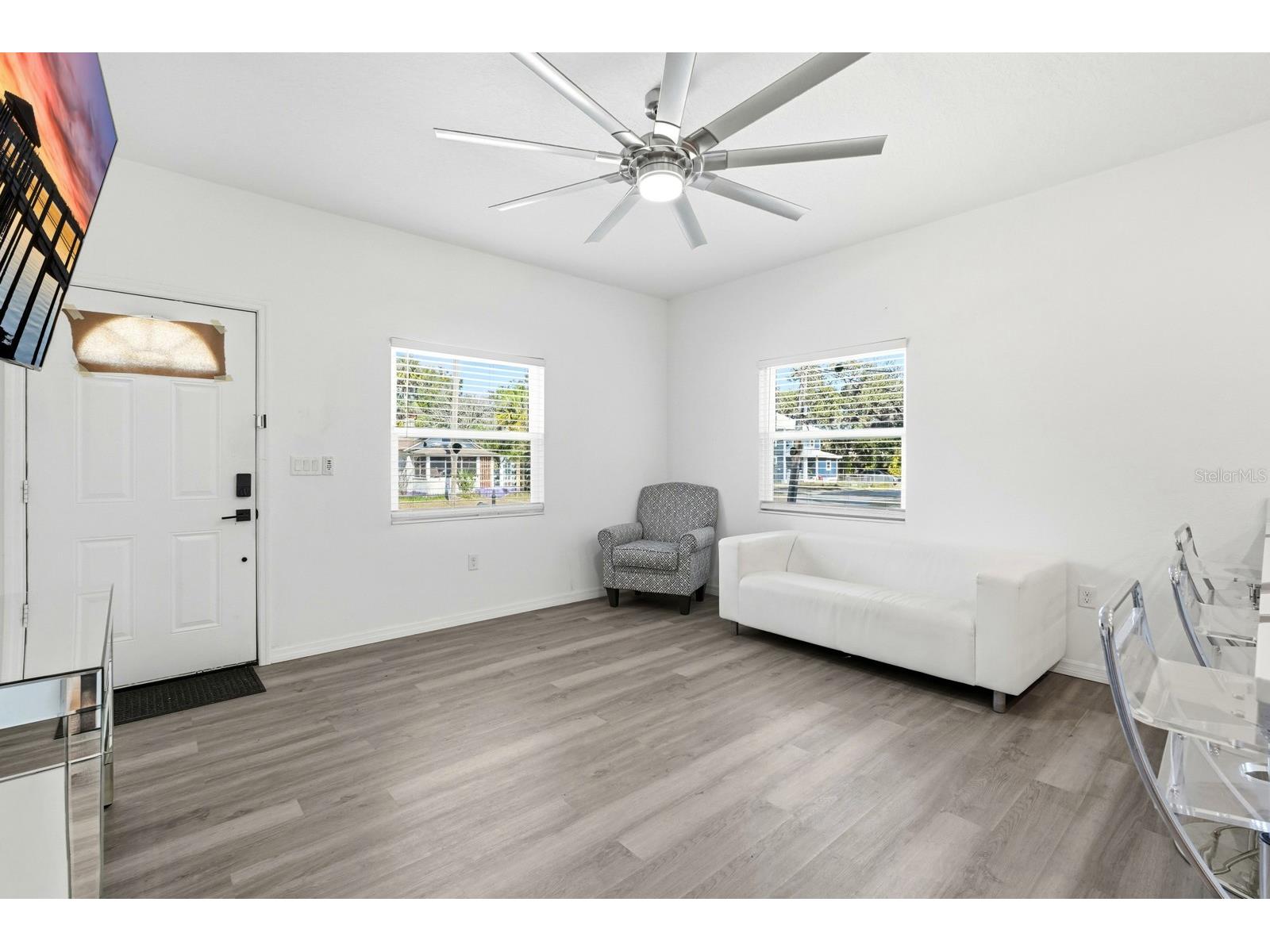 557 Live Oak Avenue Daytona Beach FL 32114 V4946343 image7