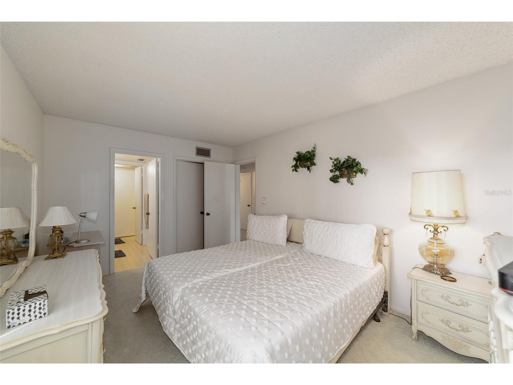 557 Midway Drive #B Ocala FL 34472 O6408362 image24