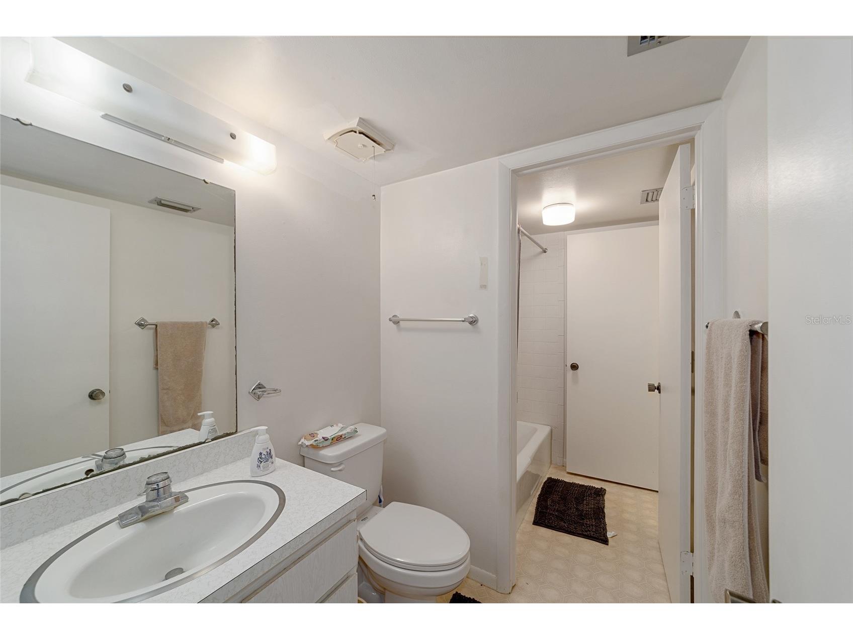557 Midway Drive #B Ocala FL 34472 O6408362 image27