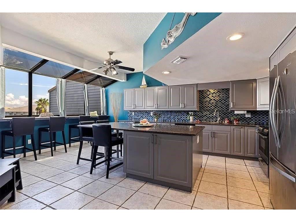 557 Pinellas Bayway #222 Tierra Verde FL 33715 TB8483448 image10