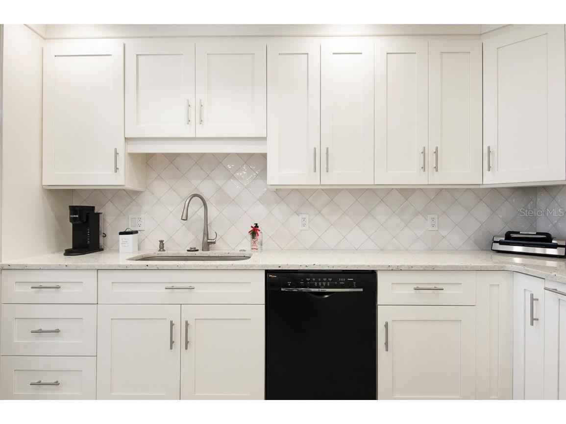 557 Pinellas Bayway S #114 Tierra Verde FL 33715 TB8461116 image14