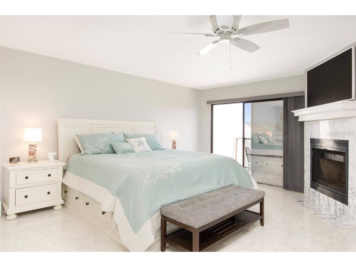 557 Pinellas Bayway S #114 Tierra Verde FL 33715 TB8461116 image18