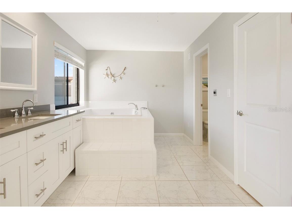 557 Pinellas Bayway S #114 Tierra Verde FL 33715 TB8461116 image23