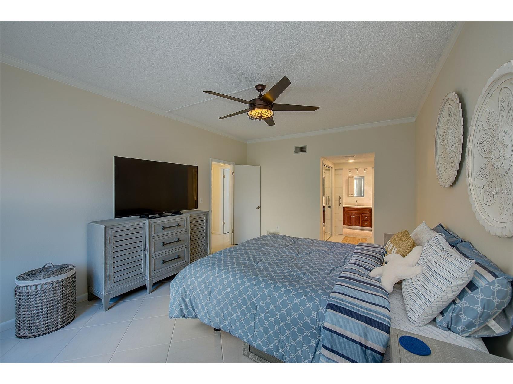 557 Pinellas Bayway S #303 Saint Petersburg FL 33715 TB8427781 image13