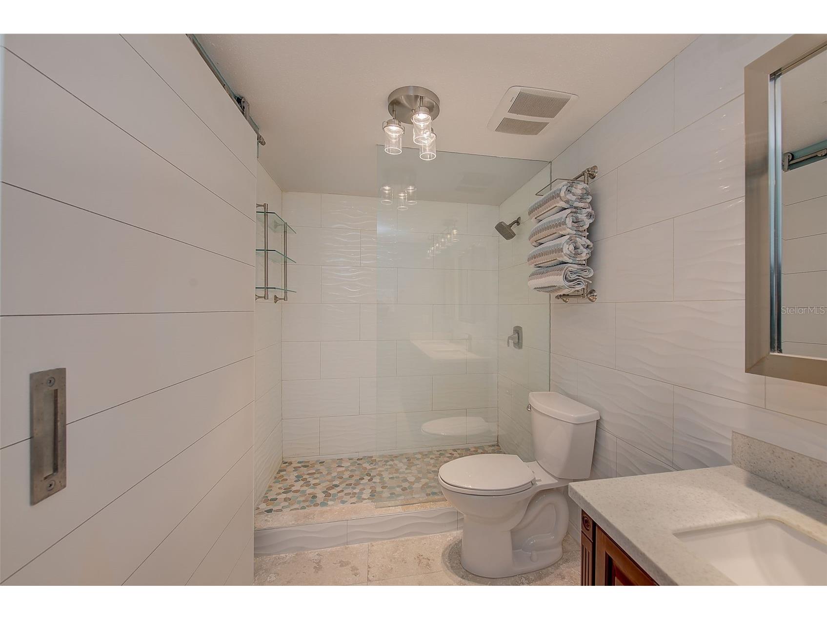 557 Pinellas Bayway S #303 Saint Petersburg FL 33715 TB8427781 image15