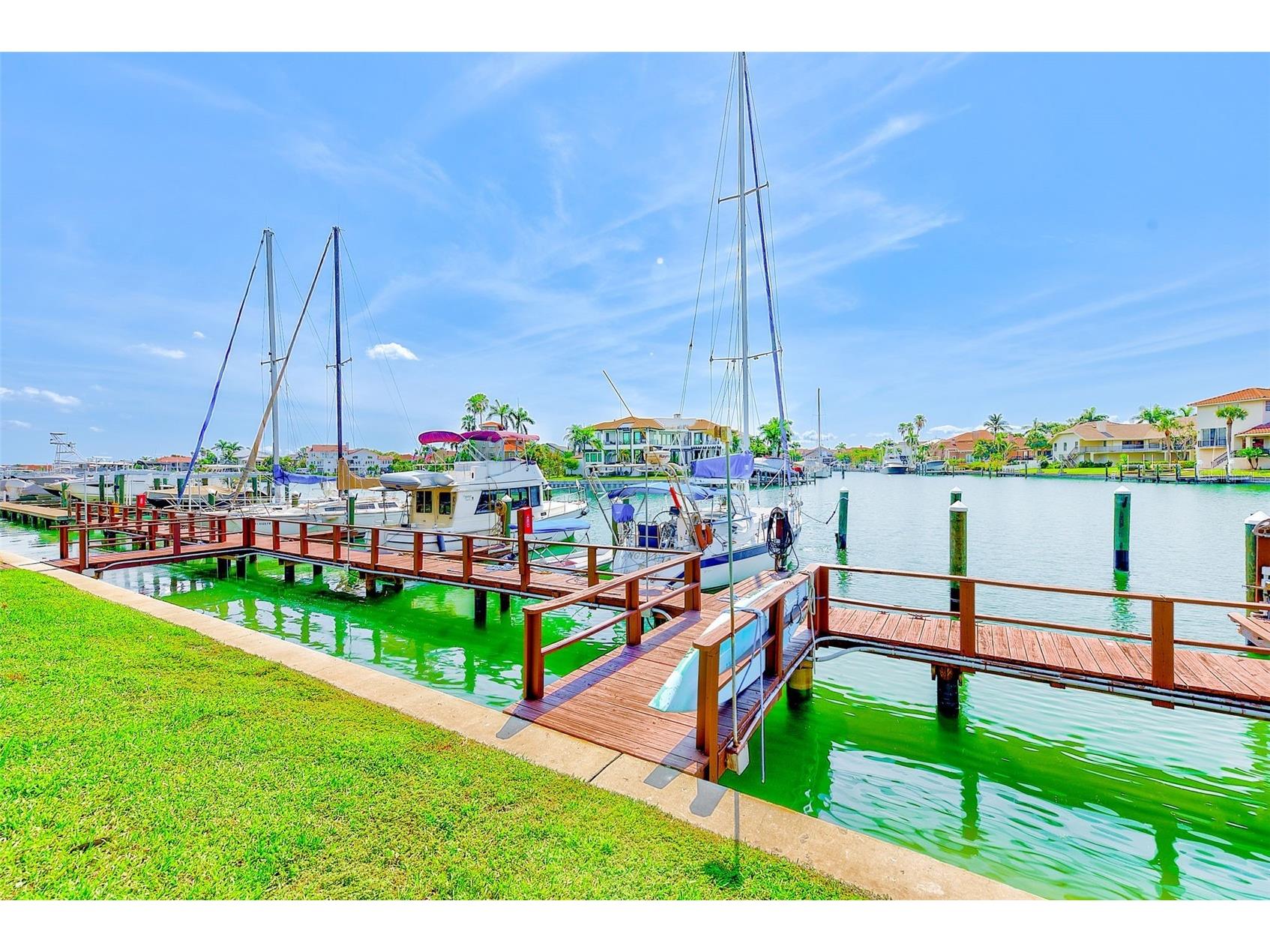 557 Pinellas Bayway S #303 Saint Petersburg FL 33715 TB8427781 image23