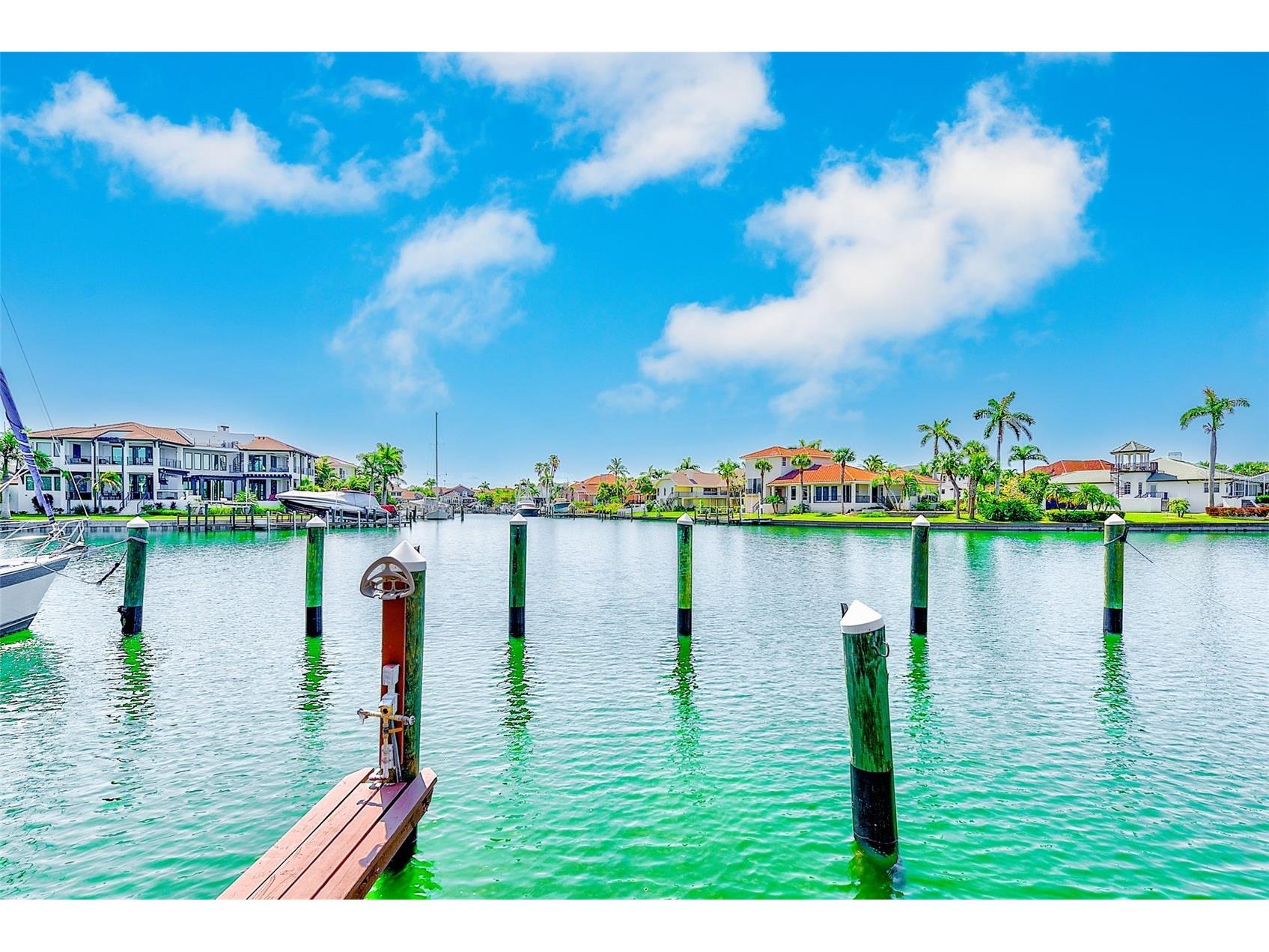557 Pinellas Bayway S #303 Saint Petersburg FL 33715 TB8427781 image24