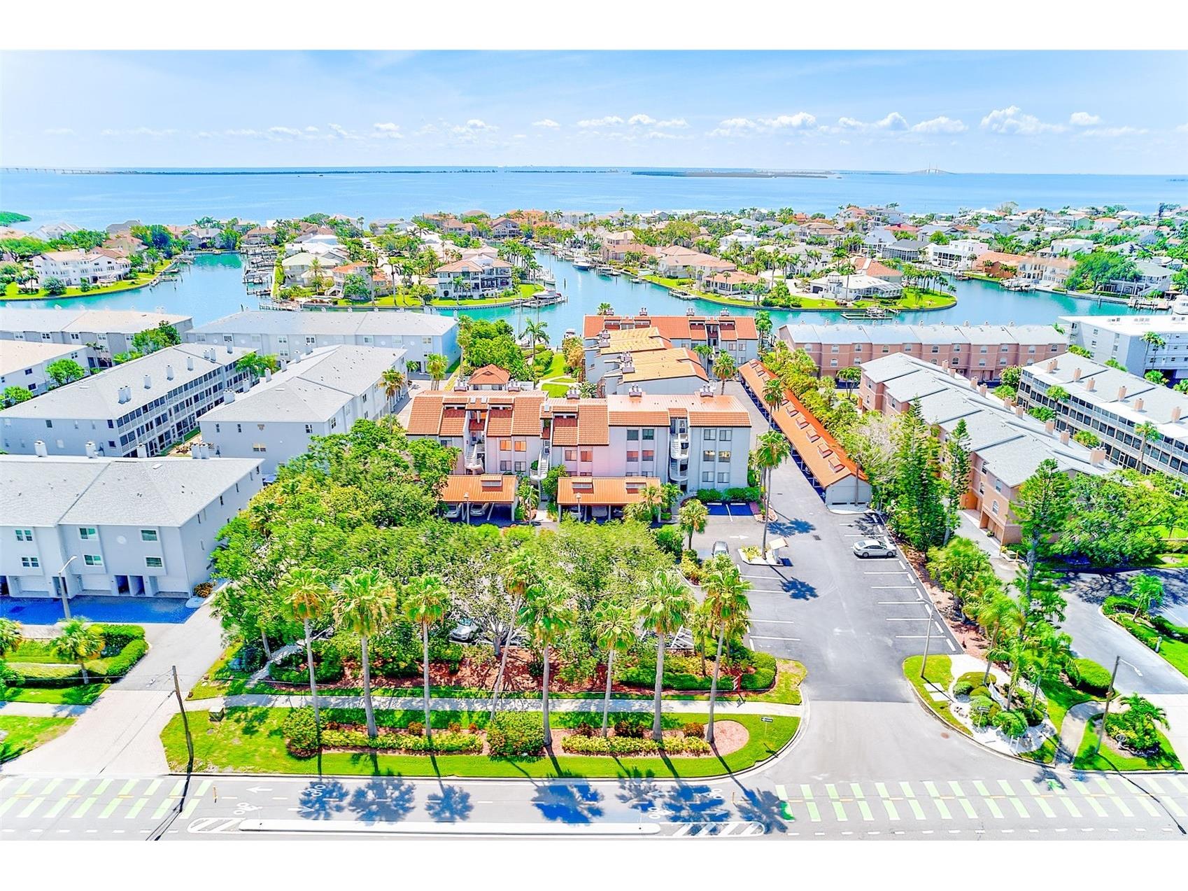 557 Pinellas Bayway S #303 Saint Petersburg FL 33715 TB8427781 image35