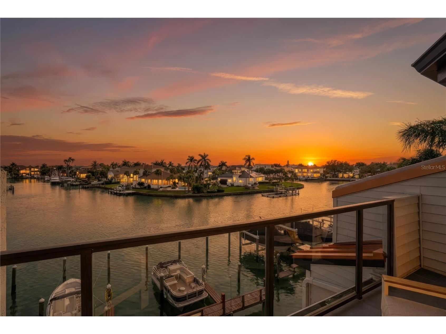 557 Pinellas Bayway S #311 Tierra Verde FL 33715 TB8477869 image1