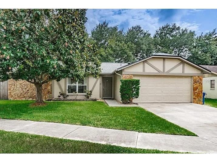 557 Rapid Falls Drive Brandon FL 33511 TB8506910 image1