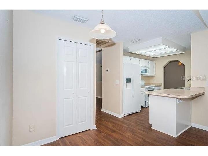 557 Rapid Falls Drive Brandon FL 33511 TB8506910 image5
