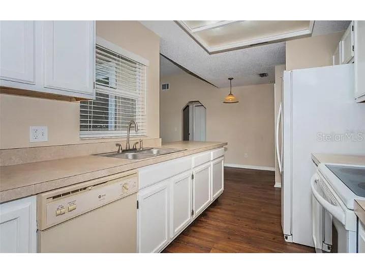 557 Rapid Falls Drive Brandon FL 33511 TB8506910 image6