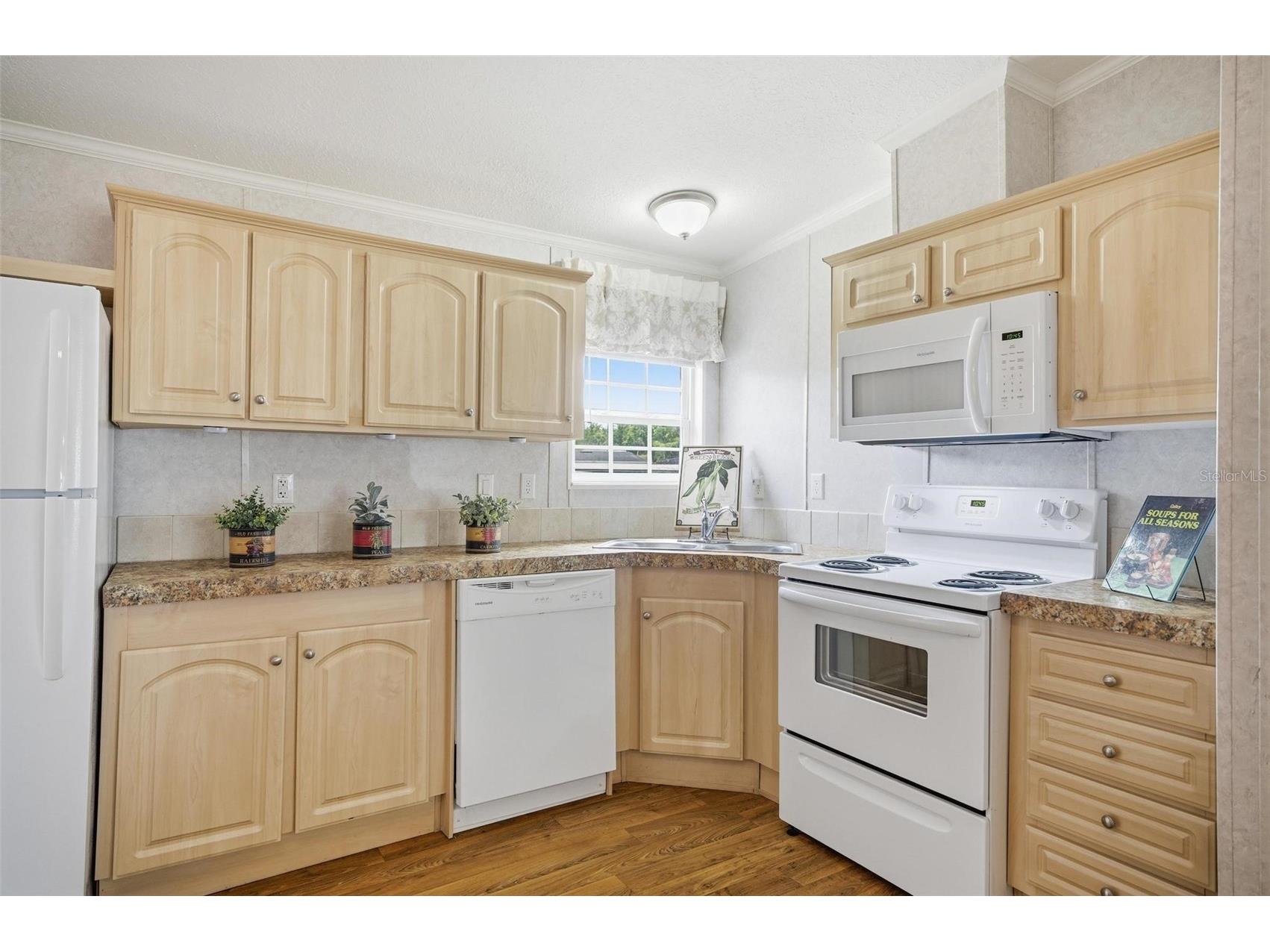 55716 Keith Street Astor FL 32102 - ST JOHN'S RIVER FC317954 image12