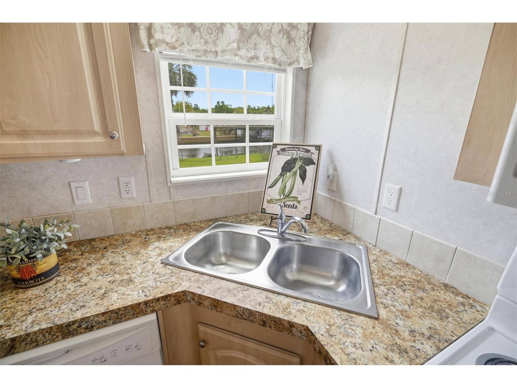 55716 Keith Street Astor FL 32102 - ST JOHN'S RIVER FC317954 image14