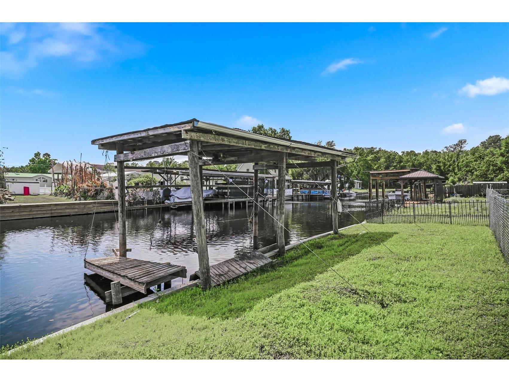 55716 Keith Street Astor FL 32102 - ST JOHN'S RIVER FC317954 image4