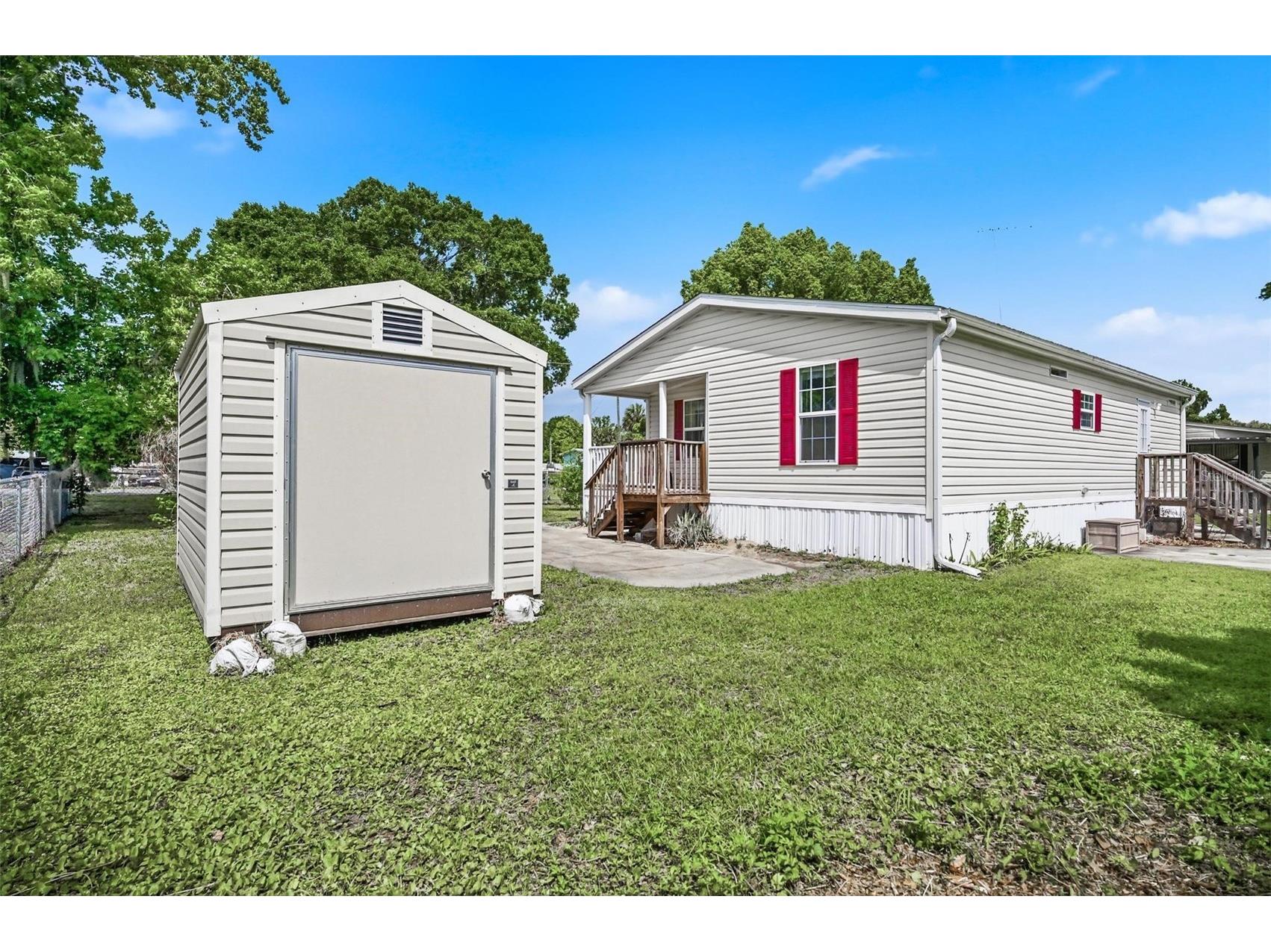 55716 Keith Street Astor FL 32102 - ST JOHN'S RIVER FC317954 image5