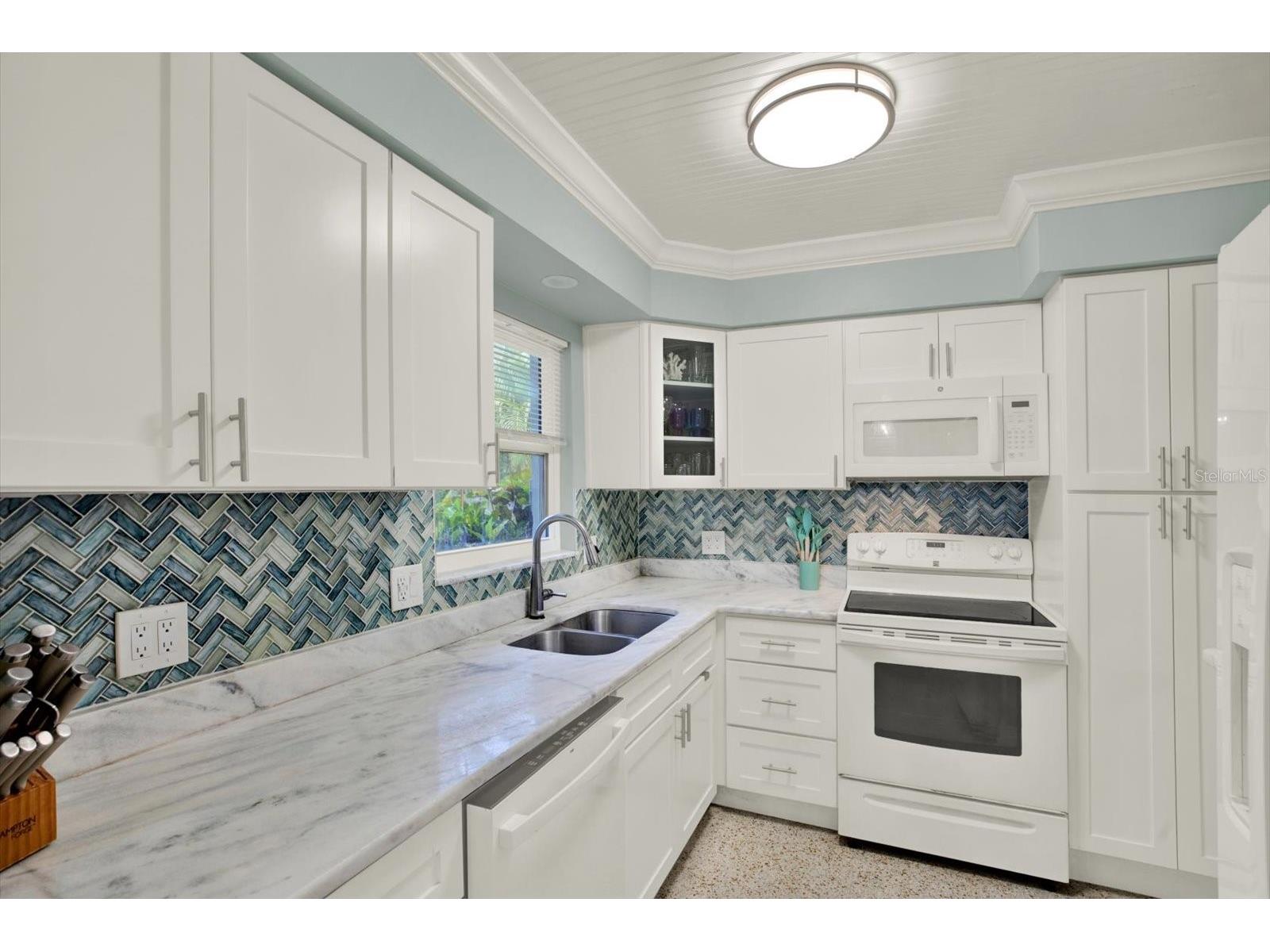 5572 100th Way N Saint Petersburg FL 33708 TB8508721 image8