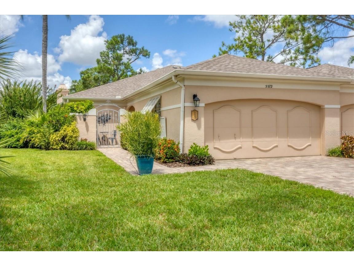 5572 Chanteclaire #9 Sarasota FL 34235 A4622330 image1