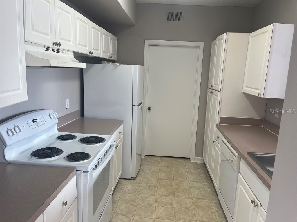 5572 Metrowest Boulevard #20 Orlando FL 32811 O6364993 image6