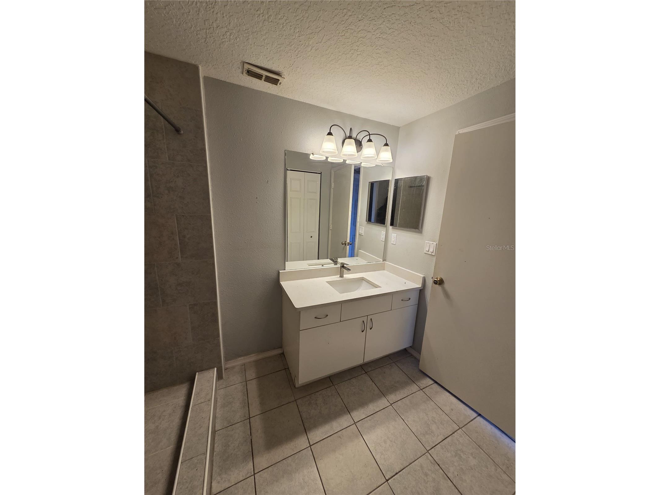 5572 Metrowest Boulevard #20 Orlando FL 32811 O6366191 image6