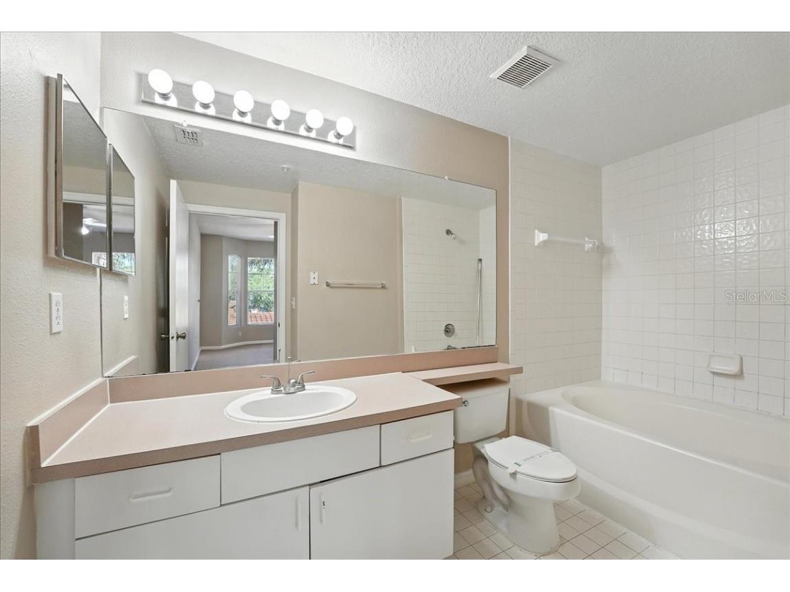 5572 Metrowest Boulevard #202 Orlando FL 32811 O6329843 image9