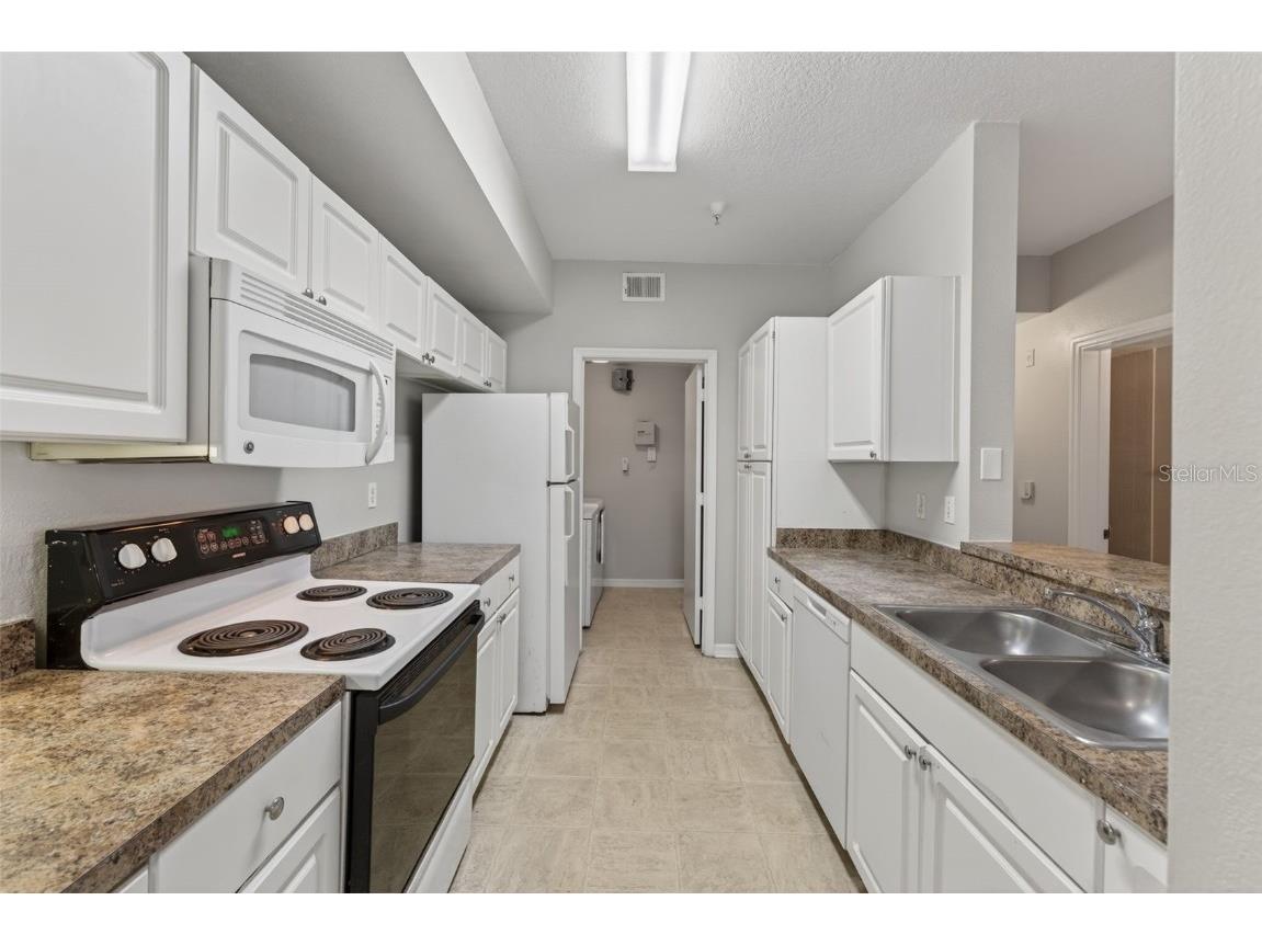 5572 Metrowest Boulevard #304 Orlando FL 32811 S5140487 image23