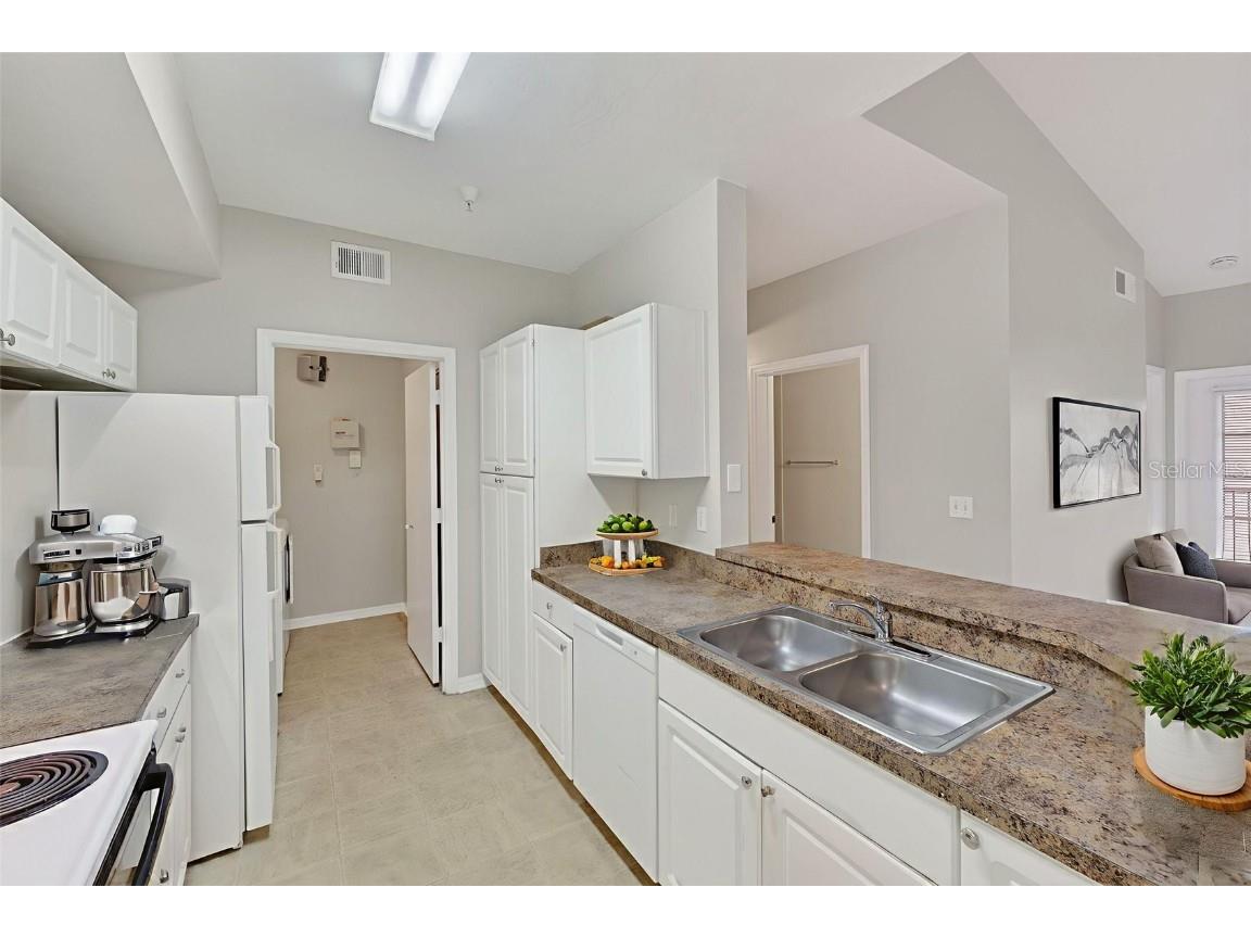 5572 Metrowest Boulevard #304 Orlando FL 32811 S5140487 image29