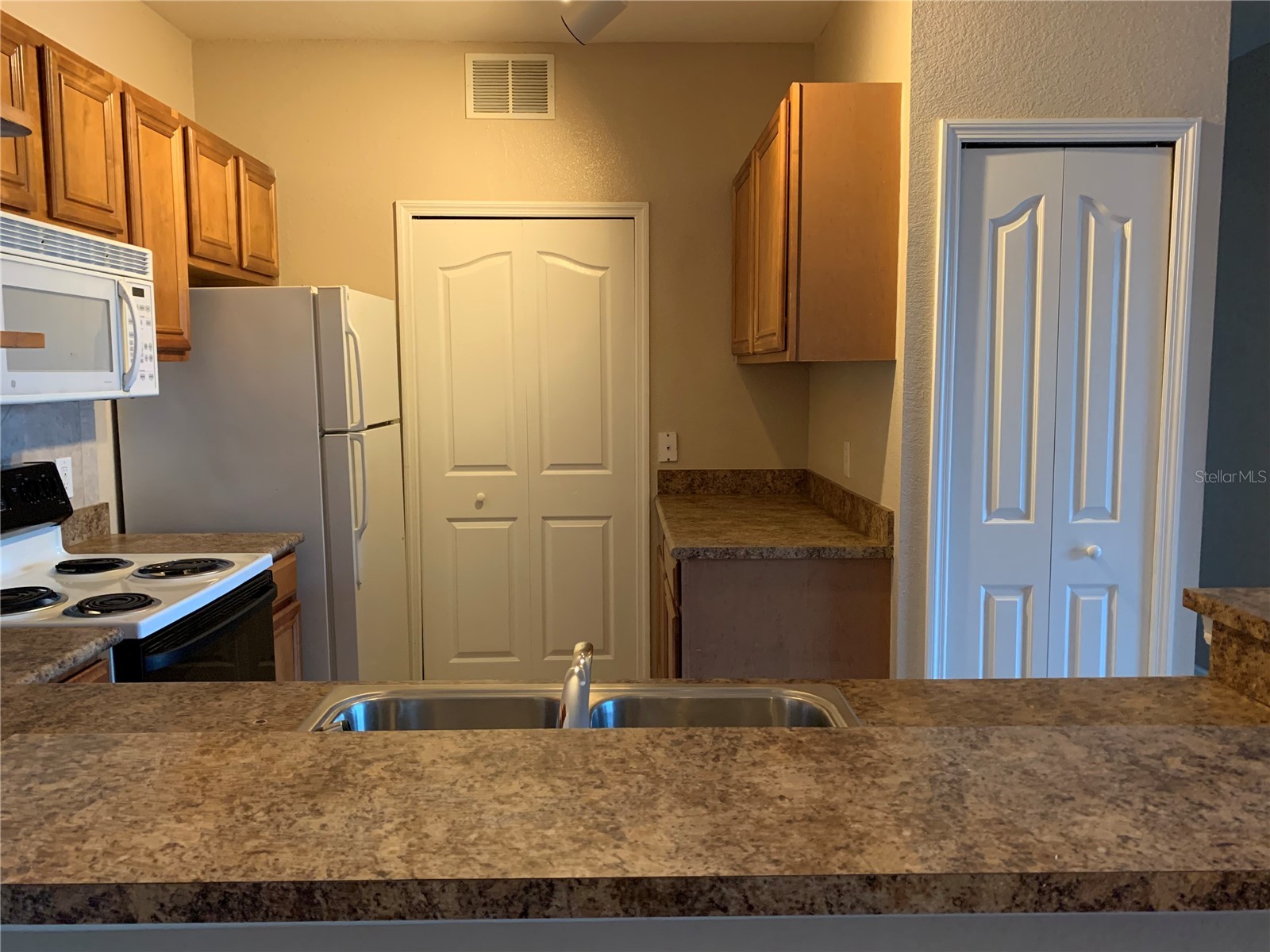 5572 Metrowest Boulevard #5-209 Orlando FL 32811 O6422006 image4