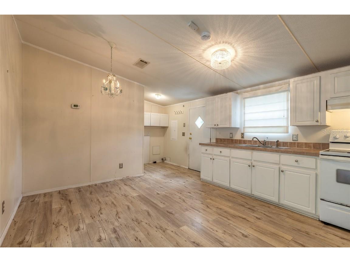 55721 Palmetto Road Astor FL 32102 V4945100 image16