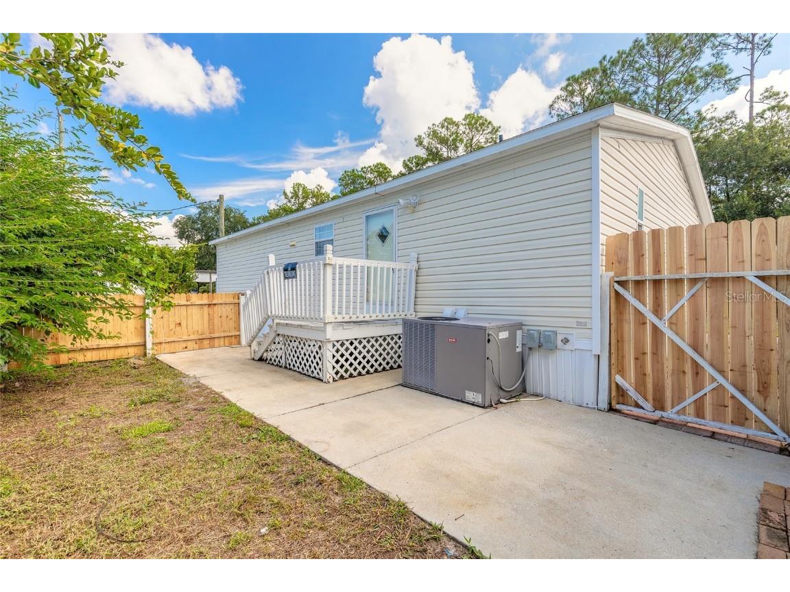 55721 Palmetto Road Astor FL 32102 V4945100 image7