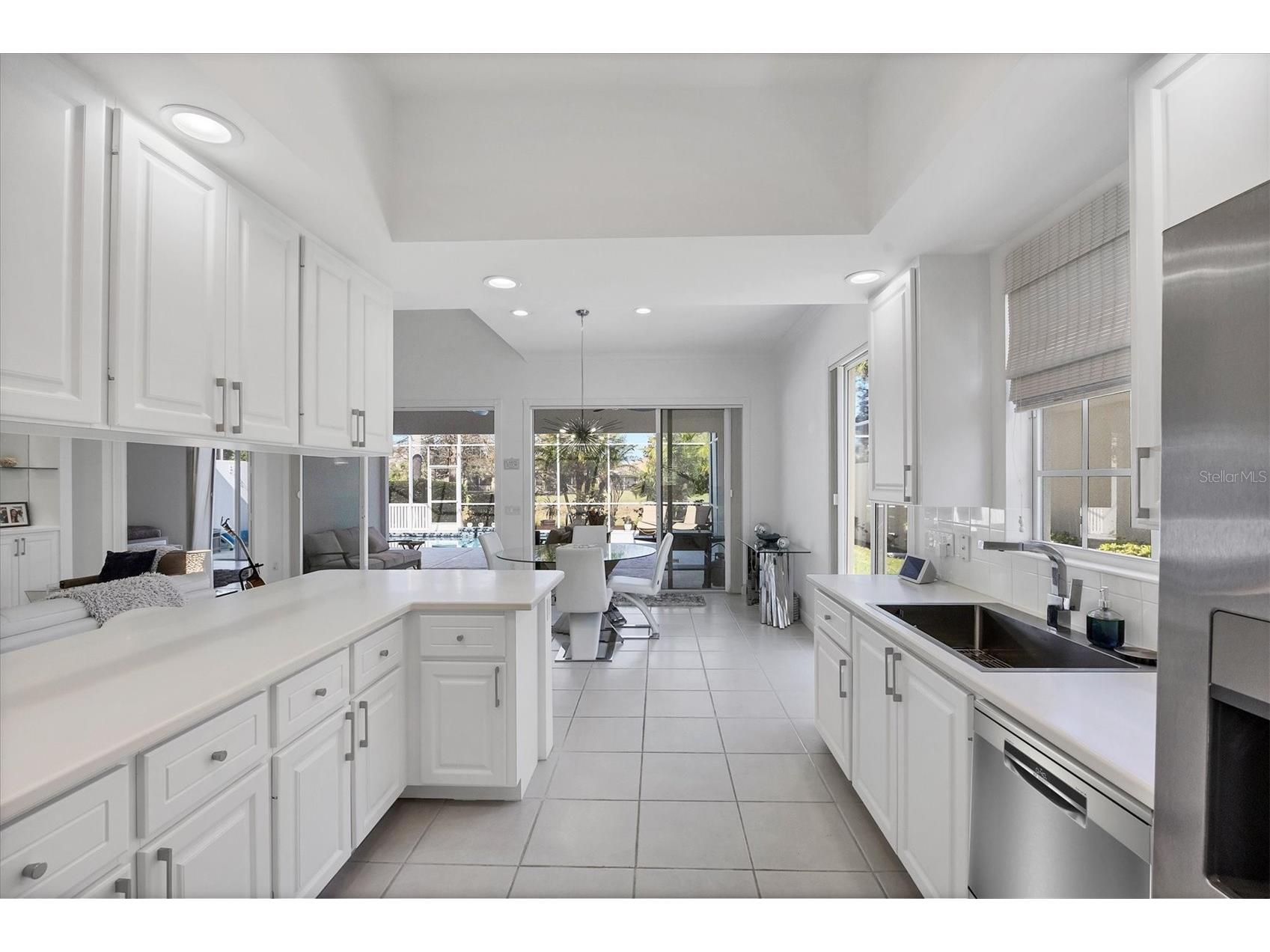 5573 Lucia Place Sarasota FL 34238 A4680308 image10