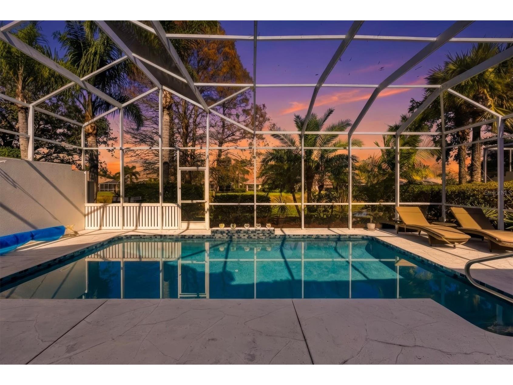 5573 Lucia Place Sarasota FL 34238 A4680308 image2