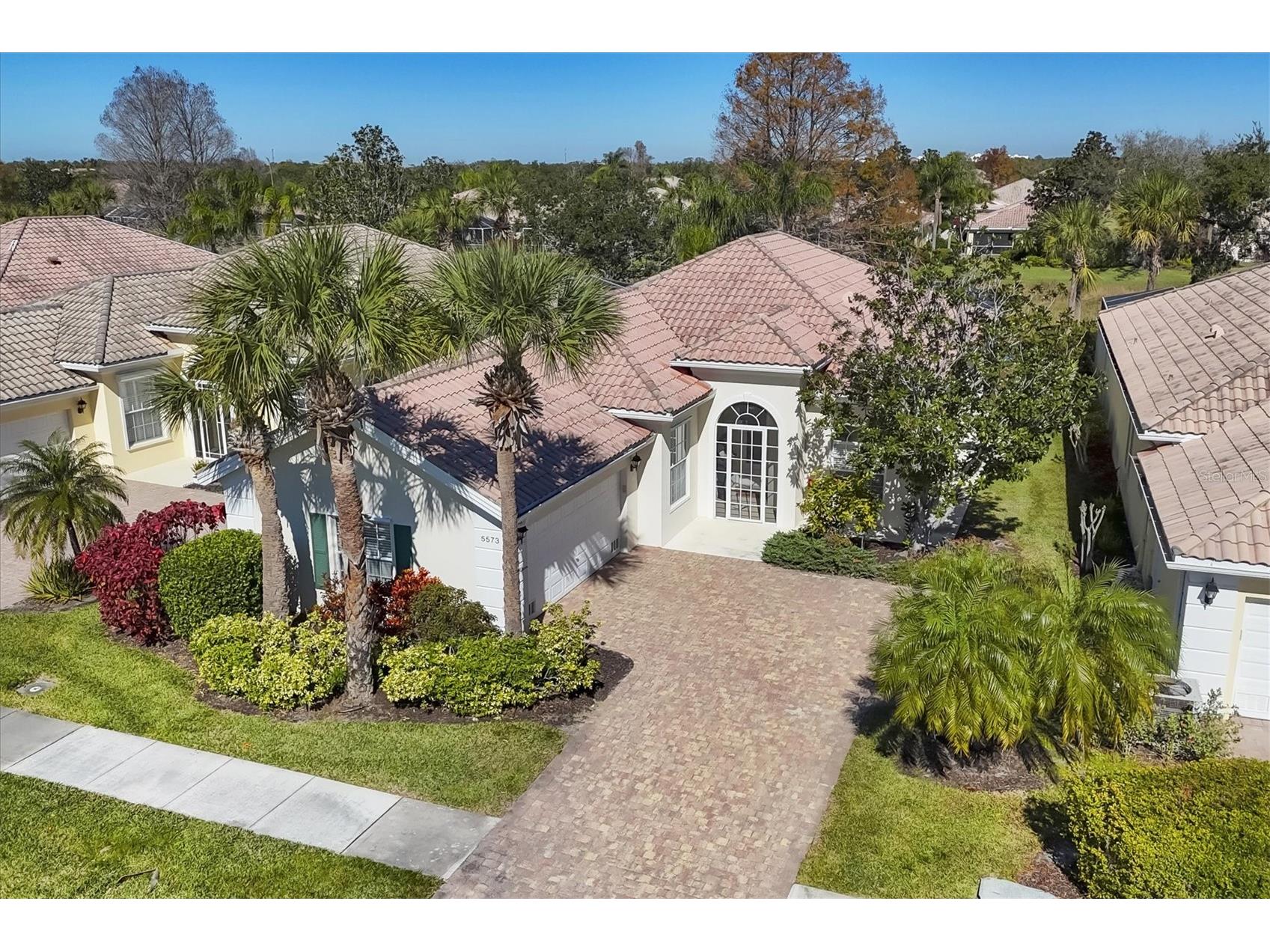 5573 Lucia Place Sarasota FL 34238 A4680308 image3