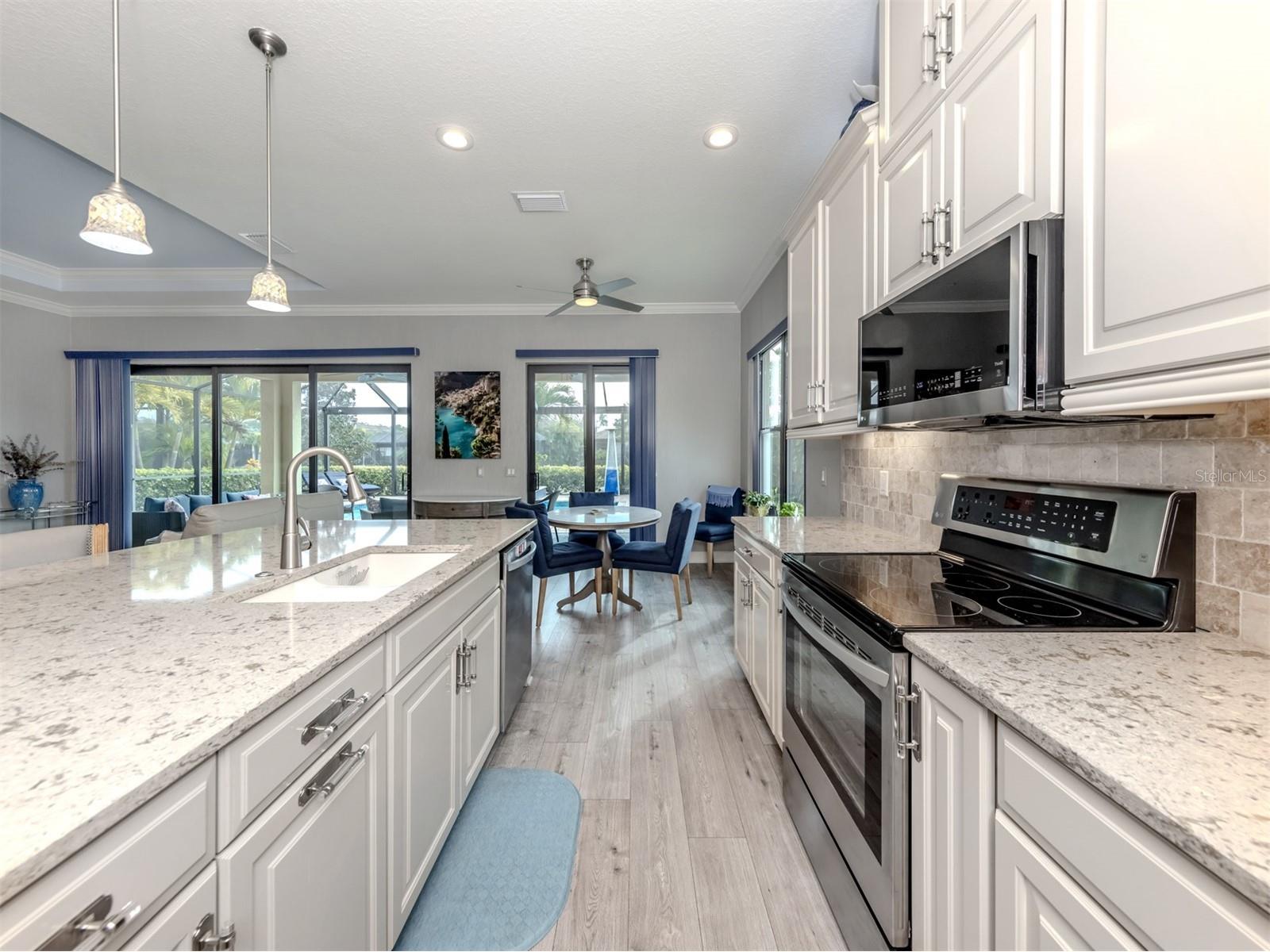 5573 Semolino Street Nokomis FL 34275 A4681421 image8