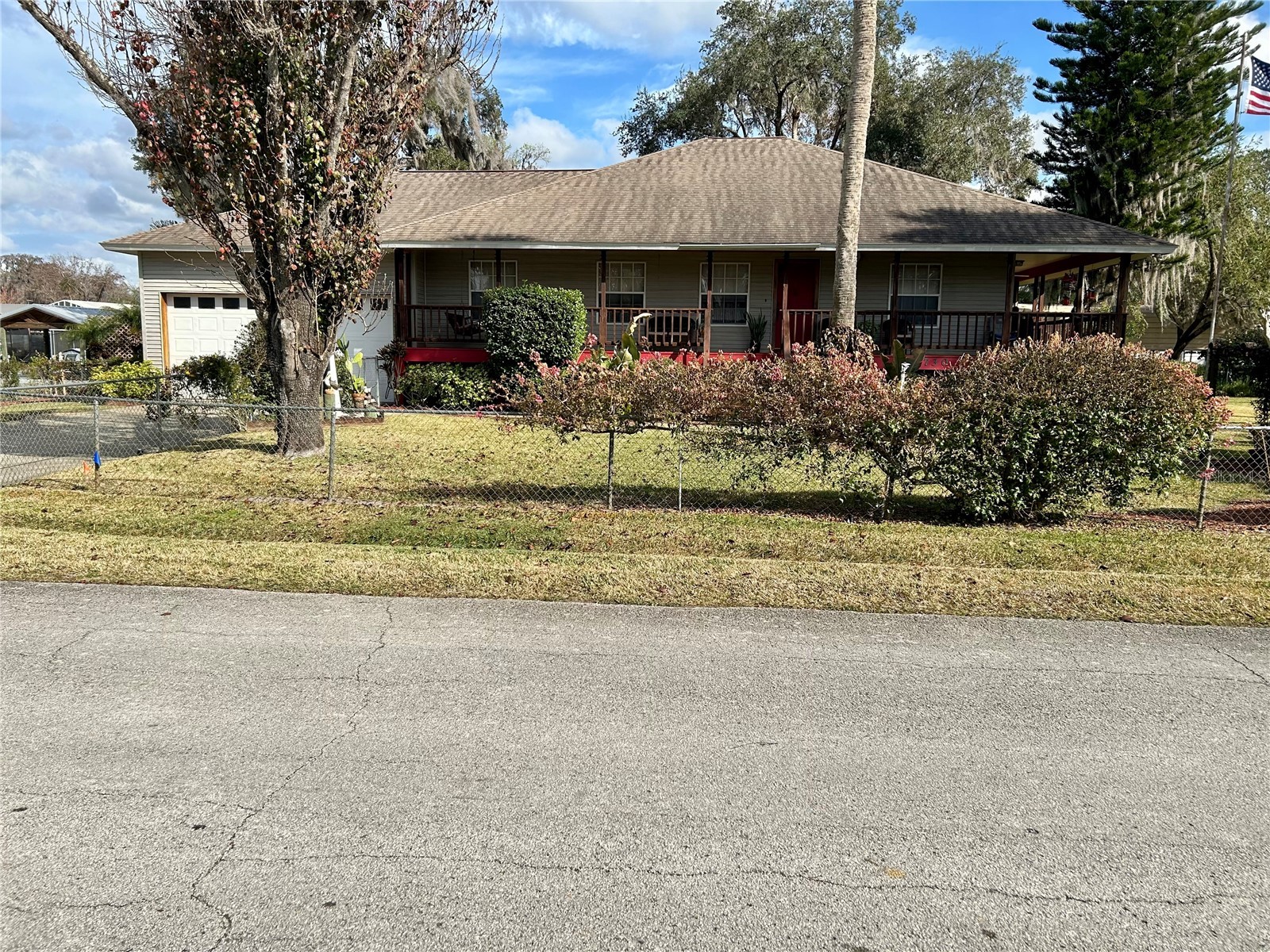 55730 Holiday Circle Astor FL 32102 - ST JOHNS RIVER R4910609 image2
