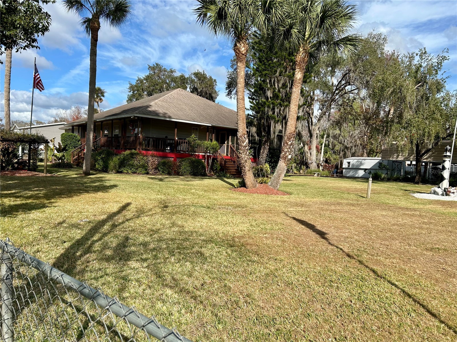 55730 Holiday Circle Astor FL 32102 - ST JOHNS RIVER R4910609 image3