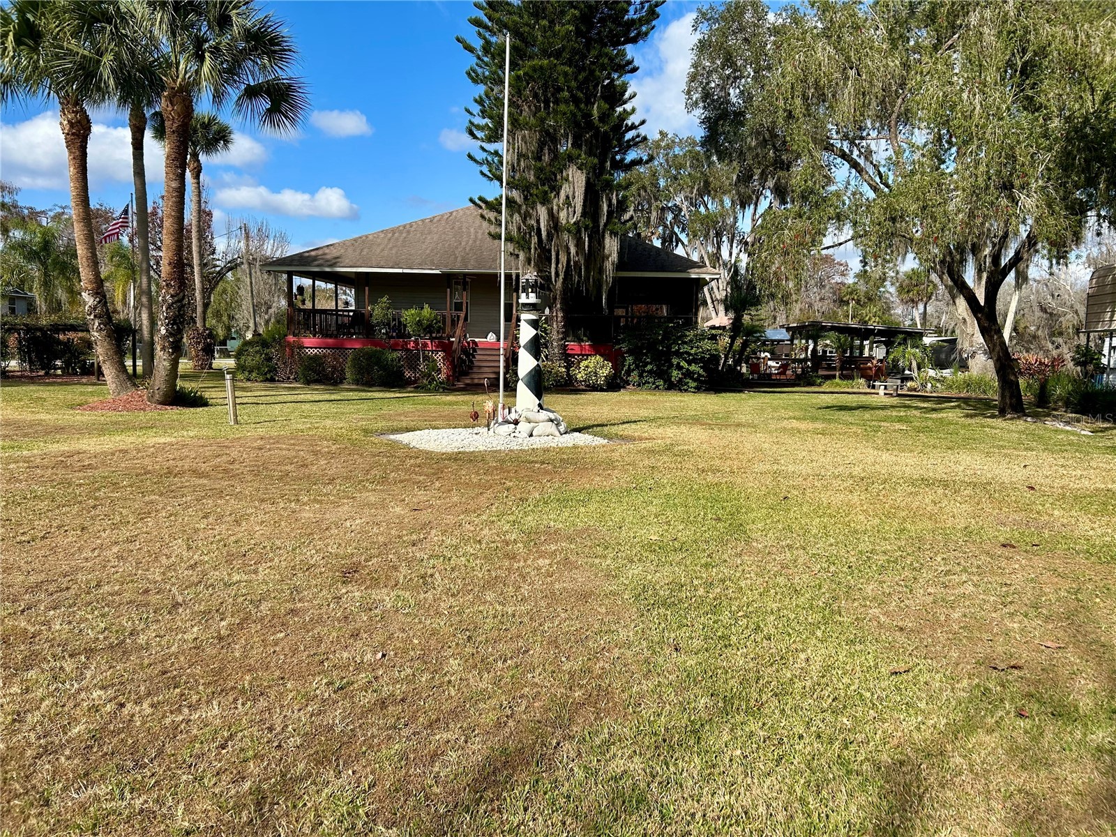 55730 Holiday Circle Astor FL 32102 - ST JOHNS RIVER R4910609 image5
