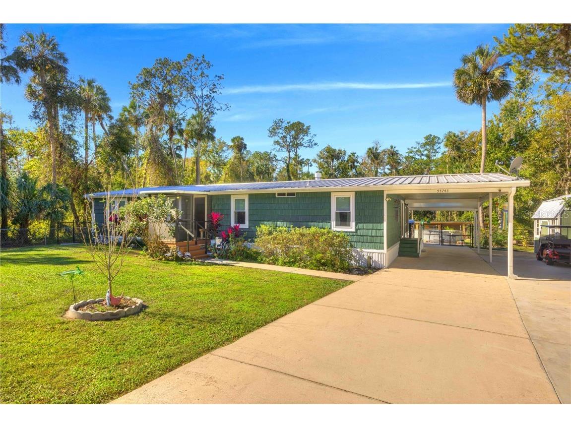 55745 Carl Street Astor FL 32102 - ST. JOHN'S RIVER V4939520 image1