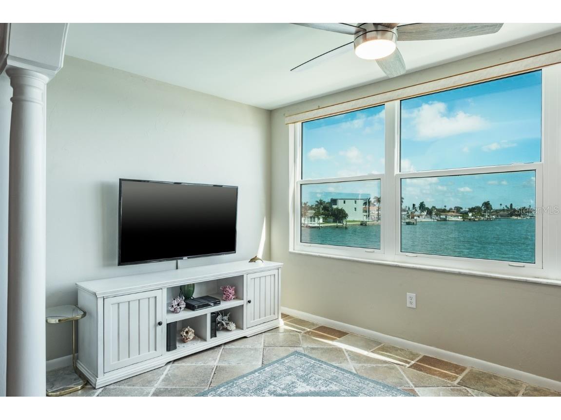 5575 Gulf Boulevard #238 Saint Pete Beach FL 33706 TB8437274 image17