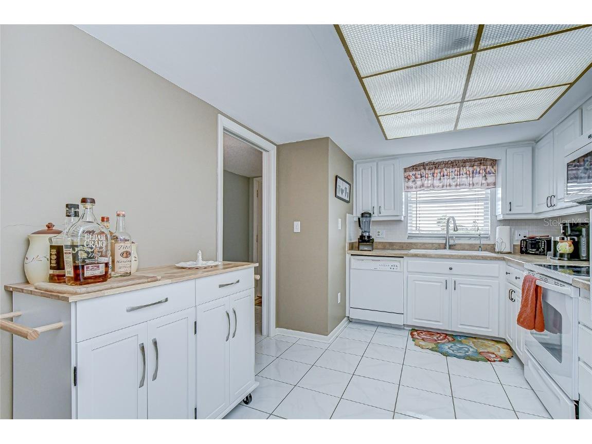 5575 Gulf Boulevard #323 Saint Pete Beach FL 33706 TB8454726 image8