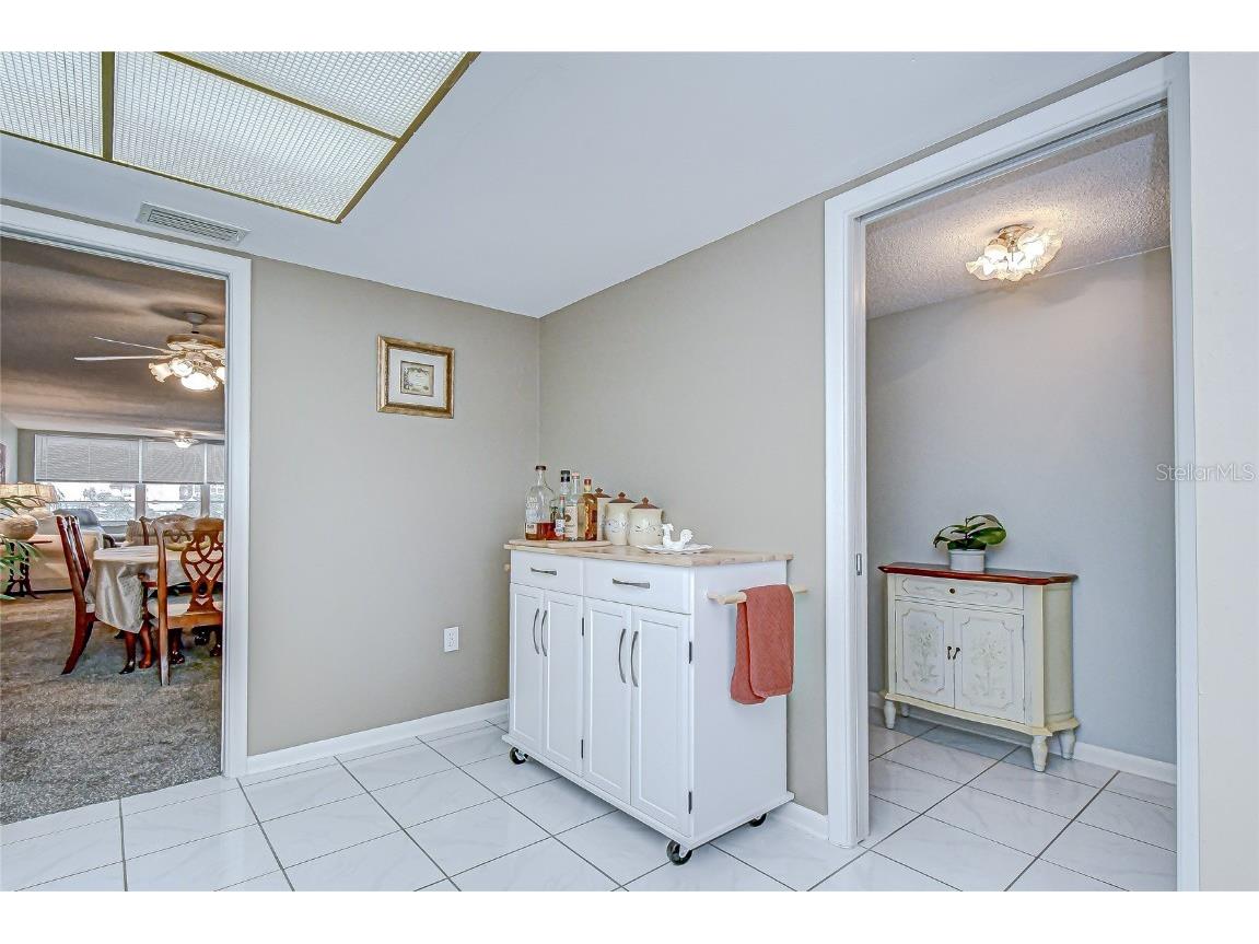 5575 Gulf Boulevard #323 Saint Pete Beach FL 33706 TB8454726 image9