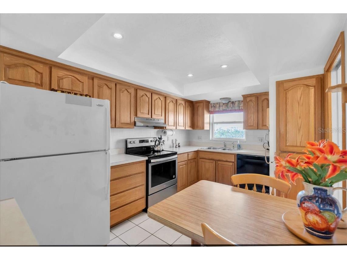 5575 Gulf Boulevard #332 Saint Pete Beach FL 33706 TB8455186 image14