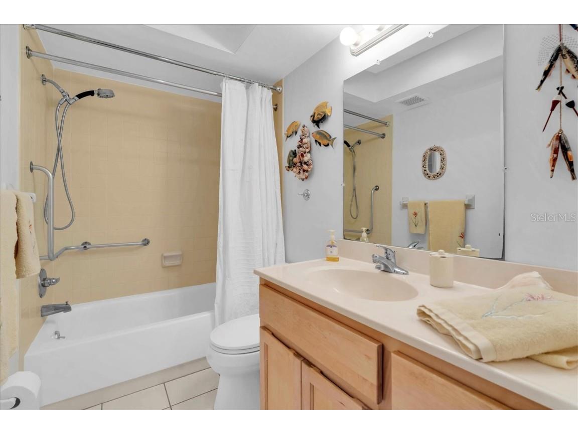 5575 Gulf Boulevard #332 Saint Pete Beach FL 33706 TB8455186 image25