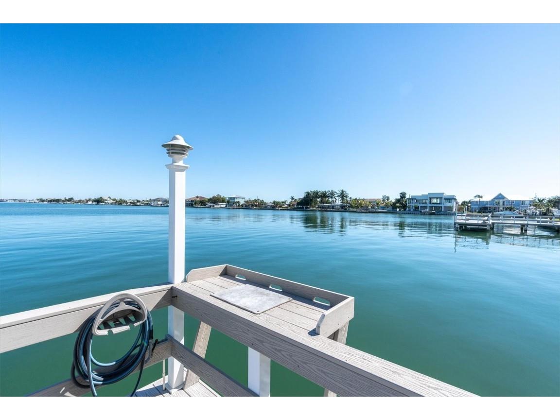 5575 Gulf Boulevard #337 Saint Pete Beach FL 33706 - BOCA CIEGA BAY TB8439414 image20