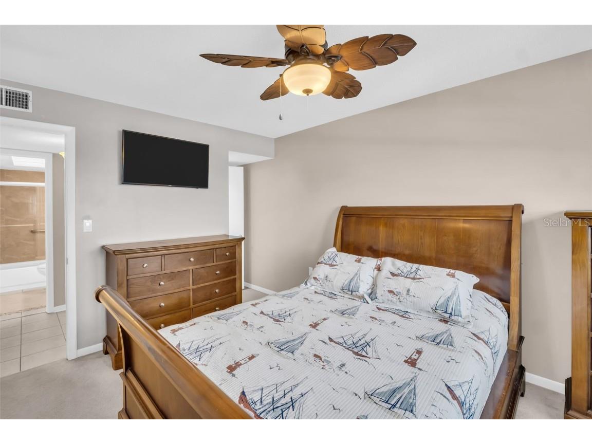 5575 Gulf Boulevard #421 Saint Pete Beach FL 33706 TB8447237 image18