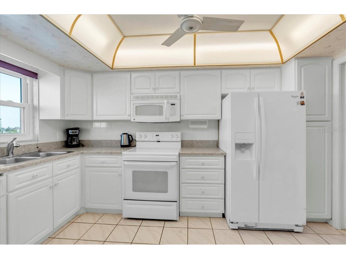 5575 Gulf Boulevard #424 Saint Pete Beach FL 33706 TB8448535 image17